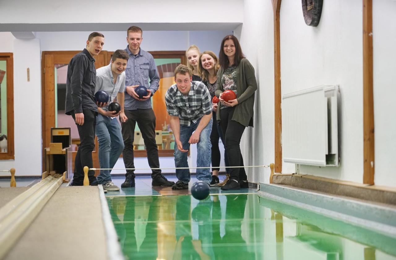 Hotel Gasthof Zum Walfisch Klingenthal Ngoại thất bức ảnh