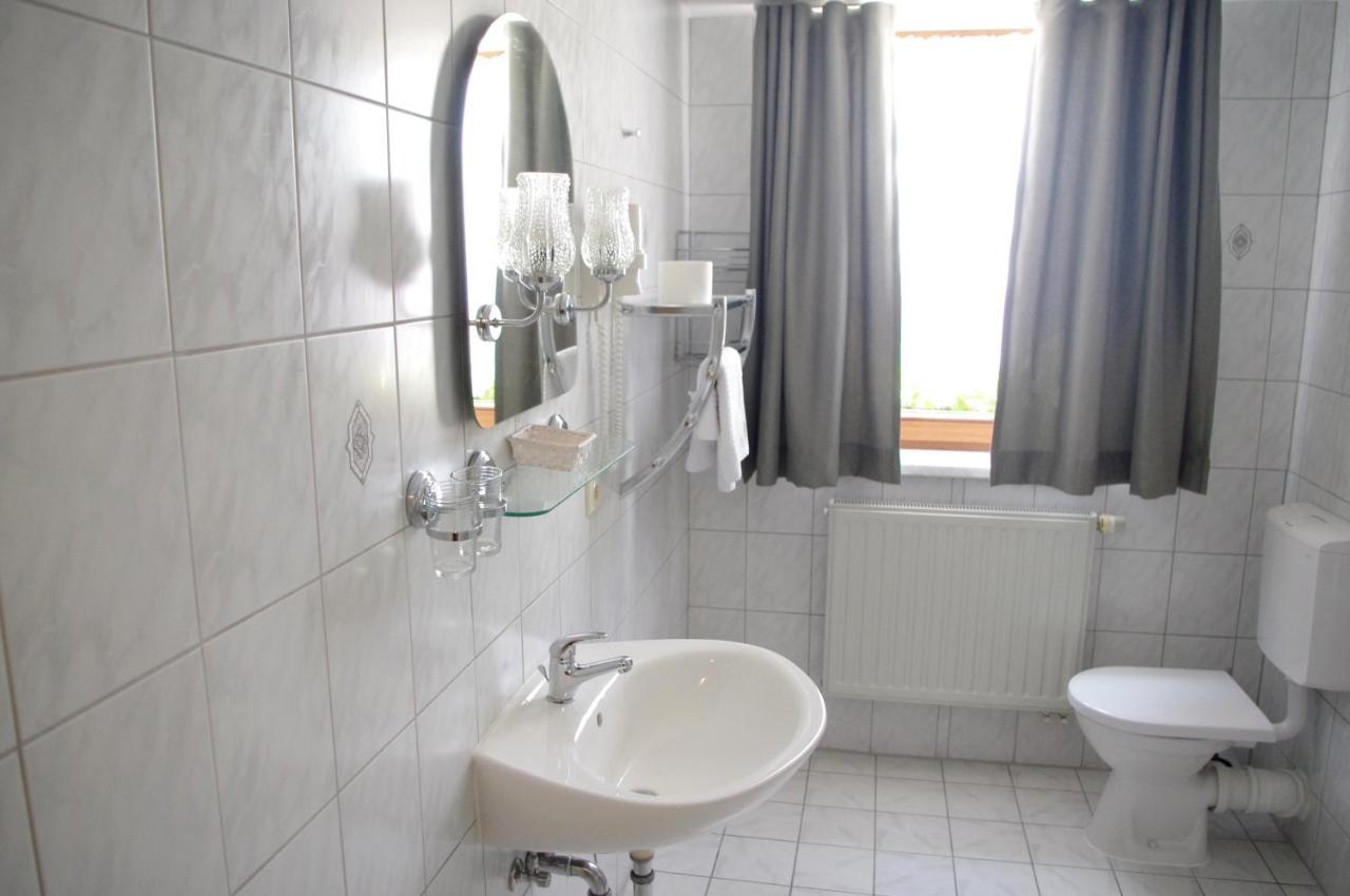 Hotel Gasthof Zum Walfisch Klingenthal Ngoại thất bức ảnh
