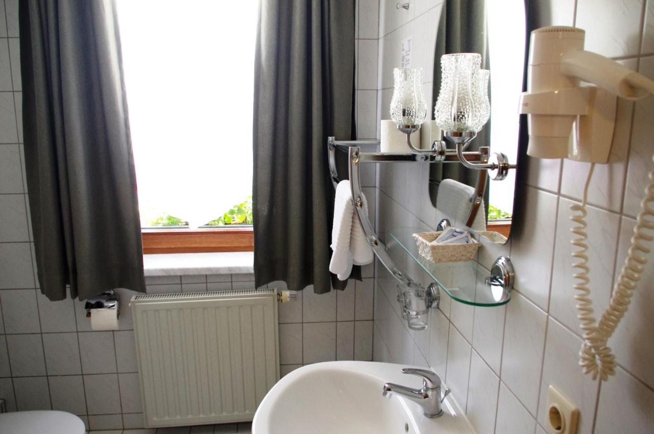 Hotel Gasthof Zum Walfisch Klingenthal Ngoại thất bức ảnh